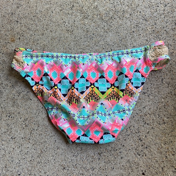 Navajo print bathing suit bottoms | size small| - Picture 6 of 7